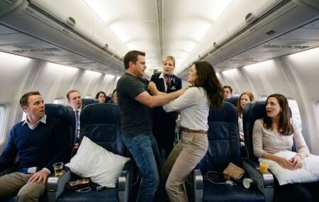 briga entre passageiros no avi&atilde;o.