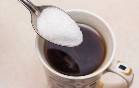 Caf&eacute; com a&ccedil;&uacute;car.