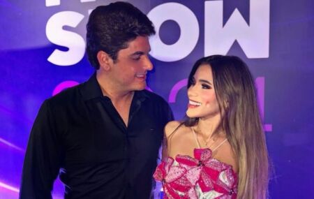 Cantor Jo&atilde;o Lima e esposa. 