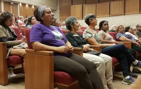 Quem completa 60 anos em 2026 ganha acesso a gratuidades em transportes, sa&uacute;de e lazer. 