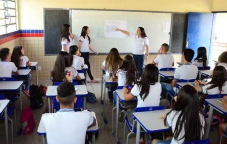 Alunos da rede estadual de ensino de Pernambuco.