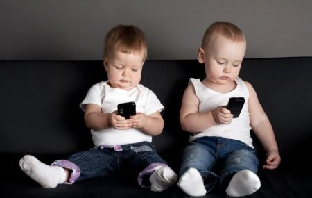 GEra&ccedil;&atilde;o Alpha, ja nasceu com as telas, conectadas.