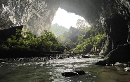 Sumidouro , caverna, Tiankeng de Guangxi, China