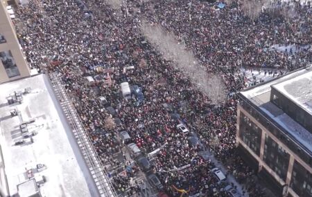 Manifesta&ccedil;&otilde;es em Minneapolis. 