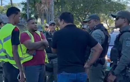 Deputado Joel da Harpa acompanha Opera&ccedil;&atilde;o Vaga Livre da PM que combate atua&ccedil;&atilde;o dos flanelinhas