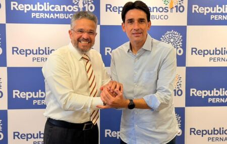 Ministro Silvio Costa Filho e deputado William Brigido iniciam forma&ccedil;&atilde;o de chapa de deputado estadual do Republicanos 