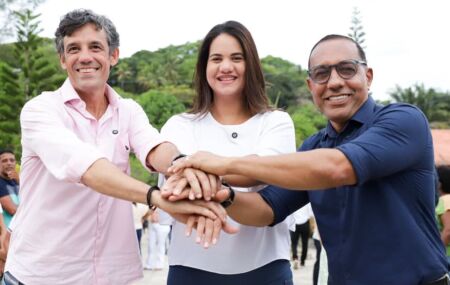 Daniel Coelho, Mirella Almeida e Professor Lup&eacute;rcio