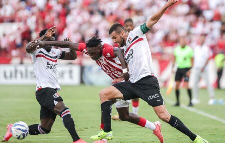 N&aacute;utico e Santa Cruz aparecem entre os clubes com mais vices estaduais do Brasil.