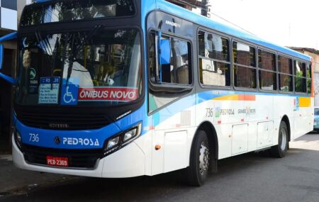 &Otilde;nibus do Grande Recife.