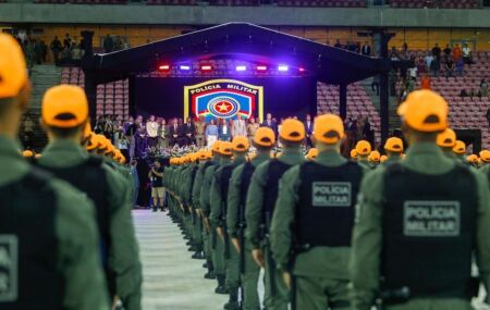 Agentes da Pol&iacute;cia Militar de Pernambuco (PMPE).