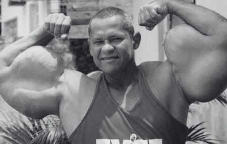 Arlindo de Souza, conhecido como "Popeye Brasileiro".