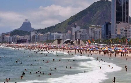 Praia no Rio de Janeiro.