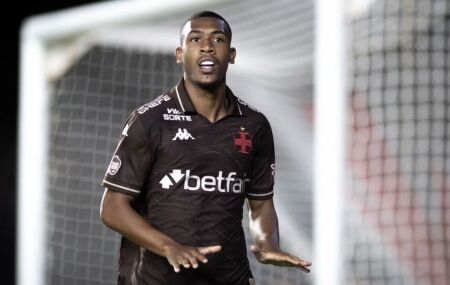 Rayan aceita proposta do Bournemouth e deve ir para a Premier League.