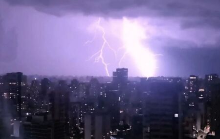 Inmet emite alerta laranja para temporais em S&atilde;o Paulo e mais seis estados brasileiros; saiba quais