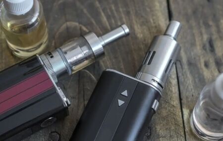 Cigarros eletr&ocirc;nicos. 