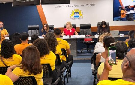 Audi&ecirc;ncia de reconhecimento do ADis no Recife. 