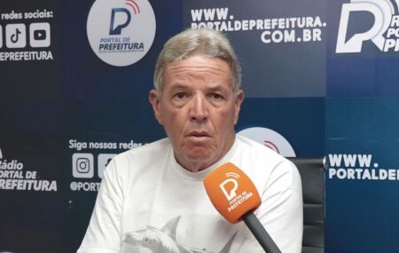 Coronel da reserva Neyff Souza.