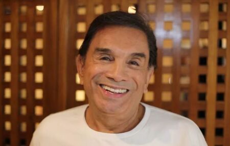 Ded&eacute; Santana.