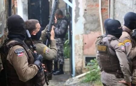 For&ccedil;as de seguran&ccedil;a da Bahia.