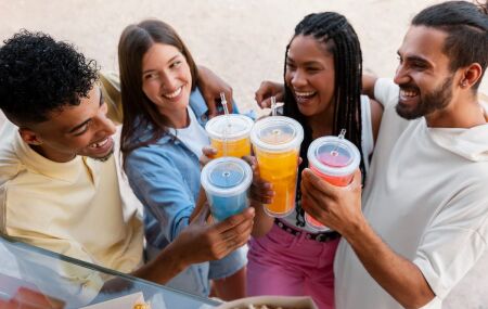 A sobriedade ganha for&ccedil;a entre a Gera&ccedil;&atilde;o Z, que reduz consumo de &aacute;lcool em bares e eventos. 