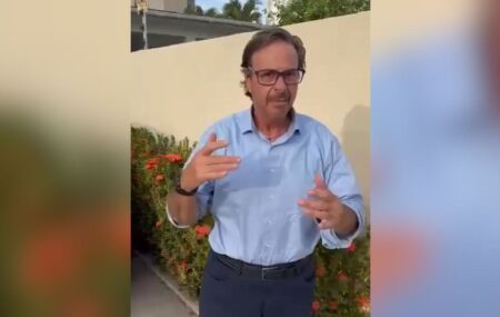 Gilson Machado Neto celebra liberdade para sair do Recife.