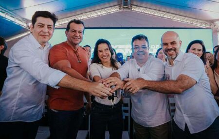 Governadora Raquel Lyra anuncia investimentos nas estradas.