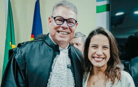 Governadora Raquel Lyra ao lado do desembargador Erik Sim&otilde;es.