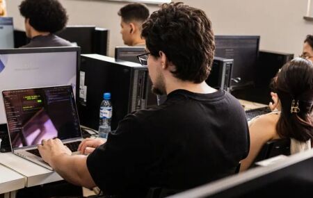 Governo federal abre 25 mil vagas para cursos de ciberseguran&ccedil;a; veja como se inscrever