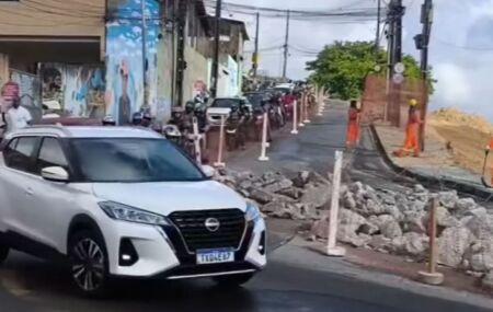 Obras de duplica&ccedil;&atilde;o na Ladeira da Cohab, no Ibura, e tr&acirc;nsito.