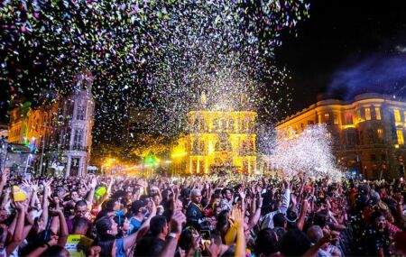 Marco Zero e polos centrais concentram p&uacute;blico.