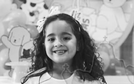 Anny Karollyne, menina de 4 anos que morreu afogada em Toritama.