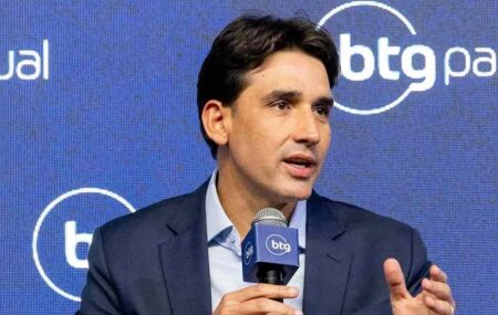 Ministro Silvio Costa Filho.