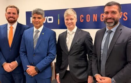 A filia&ccedil;&atilde;o de Renato Antunes como mais novo filiado da legenda partid&aacute;ria vai mexer na composi&ccedil;&atilde;o da Assembleia Legislativa de Pernambuco.