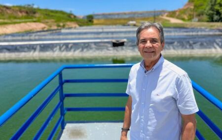 Prefeito do Ipojuca, Carlos Santana.