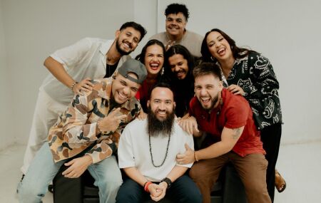 A m&uacute;sica gospel "Au&ecirc; (A F&eacute; Ganhou)"