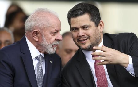 Lula e Alcolumbre 