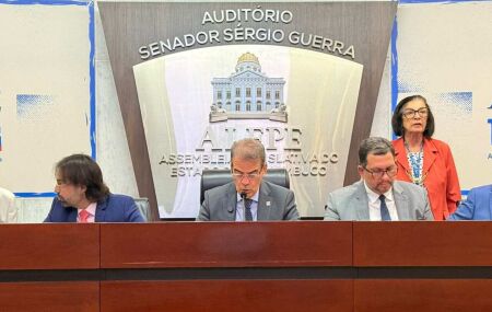 Audi&ecirc;ncia P&uacute;blica na Alepe sobre regras do CNH.