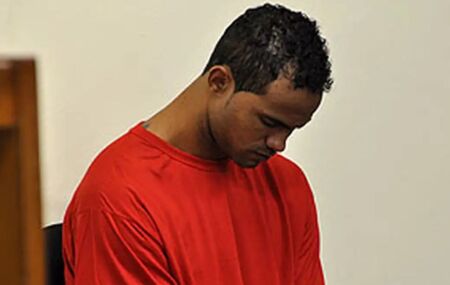 Goleiro Bruno tem pris&atilde;o decretada ap&oacute;s descumprir liberdade condicional