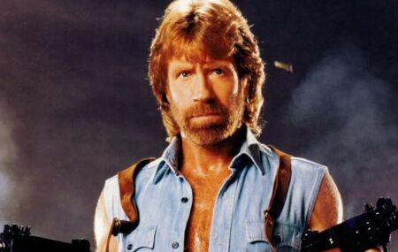 Chuck Norris: os principais filmes com o mestre das artes marciais e onde assistir