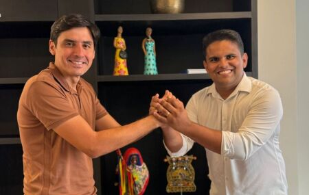 Carlos Costa e Heldinho Moura.