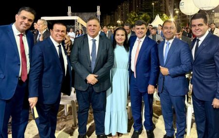 Eduardo da Fonte na Orla de Candeias, em Jaboat&atilde;o, durante Cruzada Evangel&iacute;stica Boas Novas.