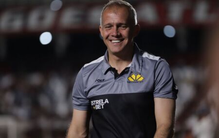 Eduardo Baptista e Sport se aproximam de acordo.