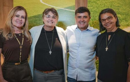 Eduardo da Fonte repassa recursos para Hospital do Sert&atilde;o de Araripina.