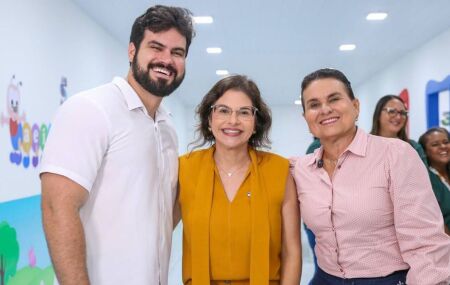 Prefeita professora Elcione Ramos (PSD).