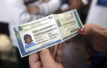 Carteira de Identidade Nacional (CIN). 