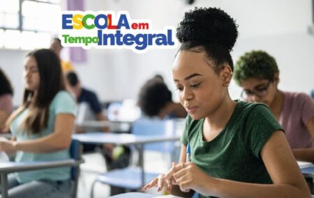 Escola em Tempo Integral.