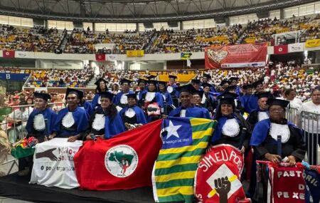 Formandos por programa social no Gerald&atilde;o, localizado no Recife.