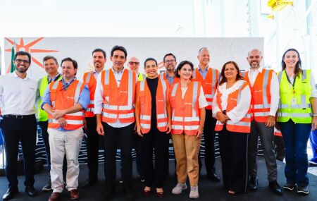 Governadora Raquel Lyra celebra chegada de R$ 241 milh&otilde;es em equipamentos para terminal 100% eletrificado em Suape