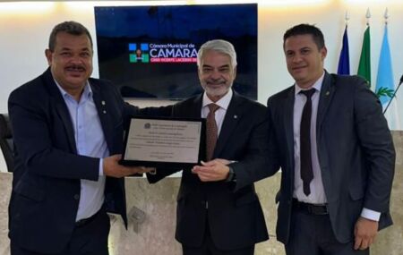 Geraldo Alves, Humberto Costa e Paulo Andr&eacute;.