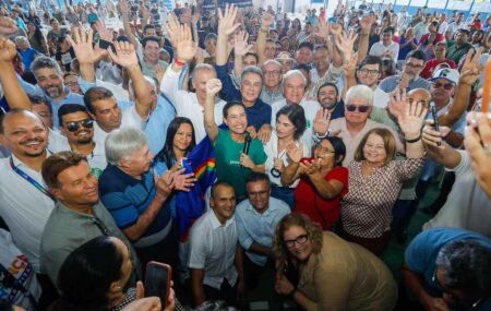Governadora Raquel Lyra em Limoeiro.